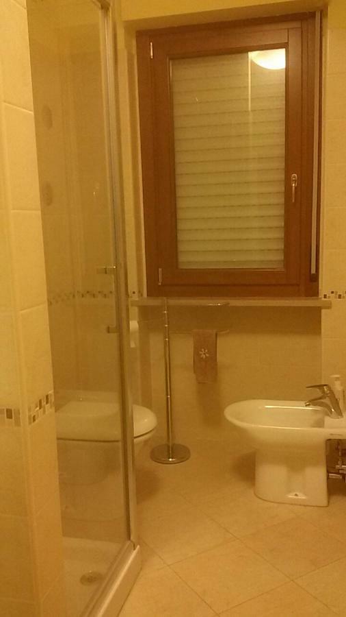 Апартаменти Bnb Del Nilo Монтезільвано Екстер'єр фото