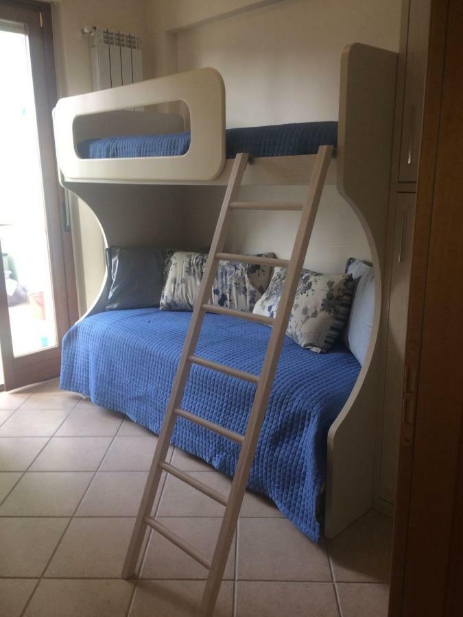 Апартаменти Bnb Del Nilo Монтезільвано Екстер'єр фото